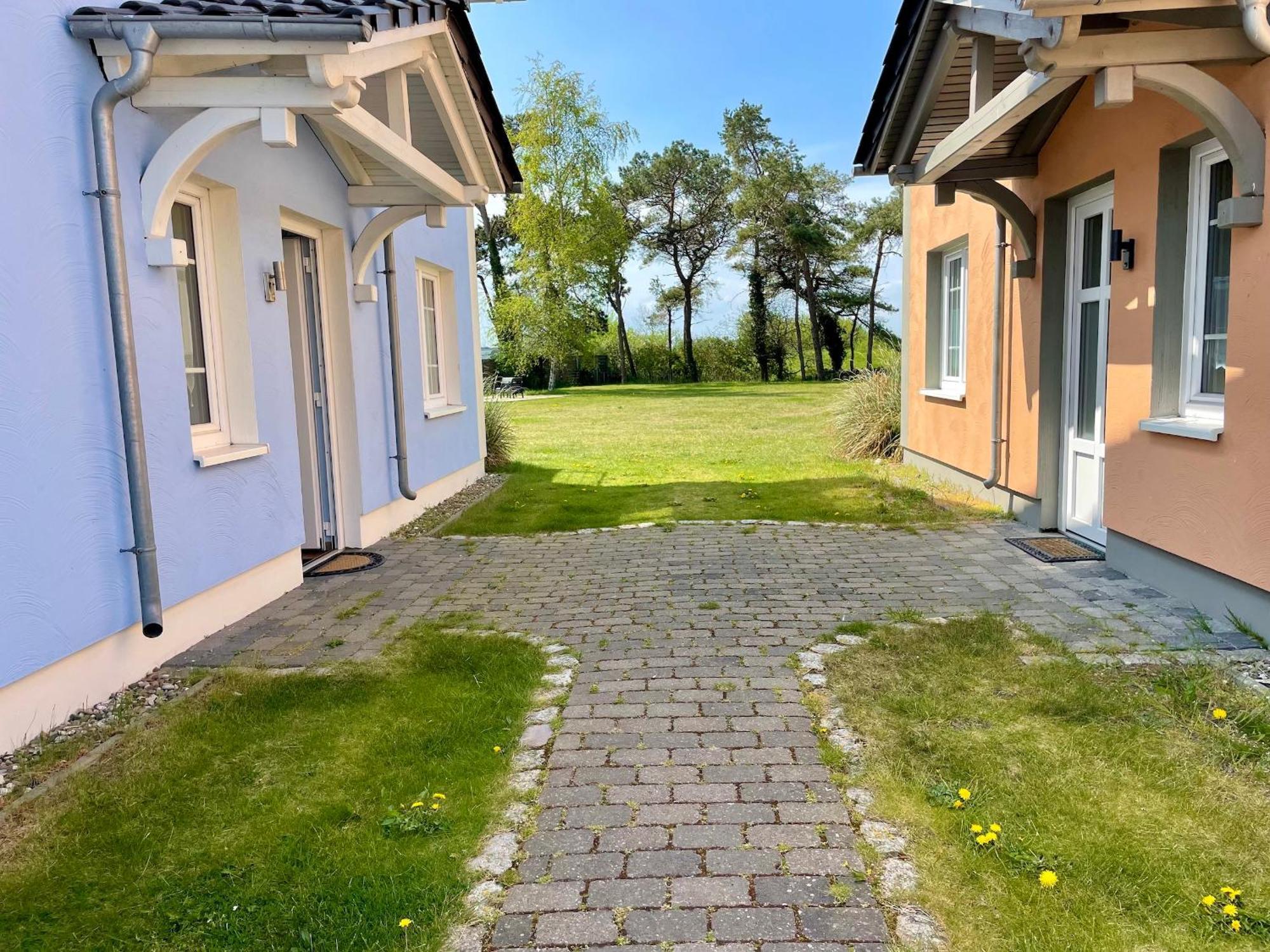 Ferienwohnung1 In Der Villa Westwind Thiessow Luaran gambar